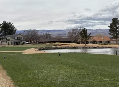 3410 S Chaparral Dr, Saint George, UT 84790