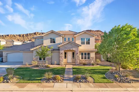 3216 E Holly Dr, Saint George, UT 84790