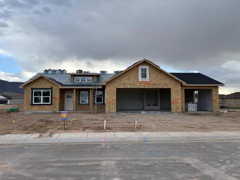 946 E Remington Rd, Enoch, UT 84721