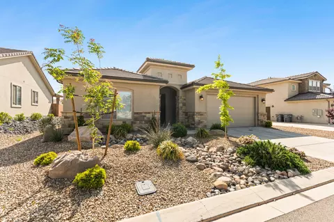 262 N Ladera Dr, Washington, UT 84780