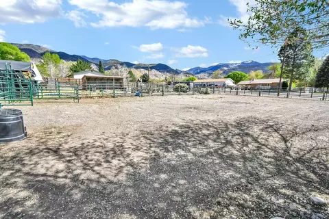 Exterior - 195 S 200 E, Monroe, UT 84754 photo 5 of 5