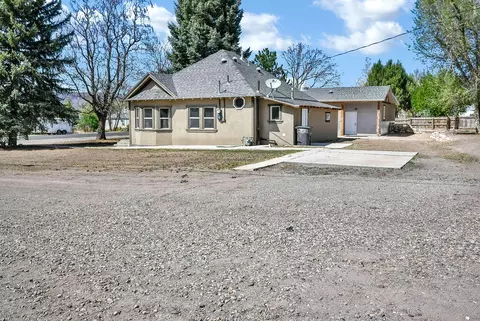 Exterior - 195 S 200 E, Monroe, UT 84754 photo 2 of 5
