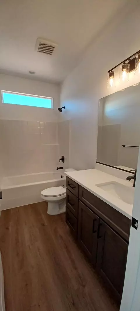 Bath - 4987 N 970 E #LOT 92, Enoch, UT 84021 photo 3 of 3