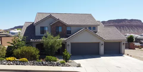 3293 S Noble Dr, Washington, UT 84780