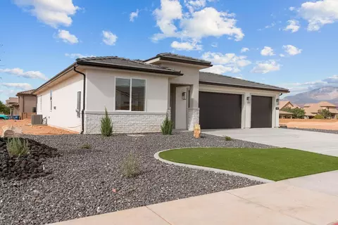2562 S 3870 W, Hurricane, UT 84737