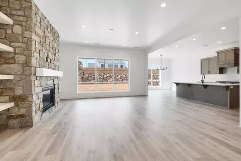 Living - 1284 E Andromeda St, Washington, UT 84780 photo 1 of 4