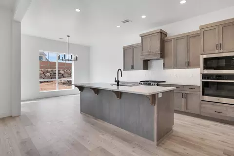 Kitchen - 1284 E Andromeda St, Washington, UT 84780 photo 1 of 4
