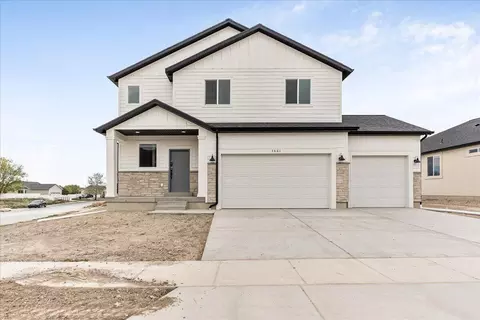 3661 N Columbine Way # 382, Eagle Mountain, UT 84005