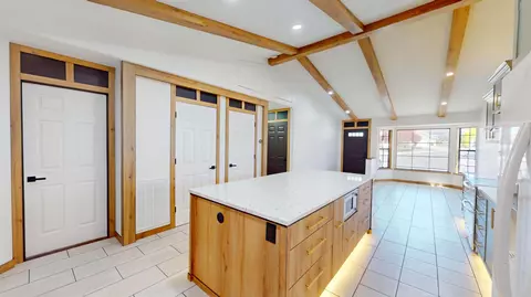 Kitchen - 320 E 2100 North Cir, Cedar City, UT 84721 photo 3 of 7
