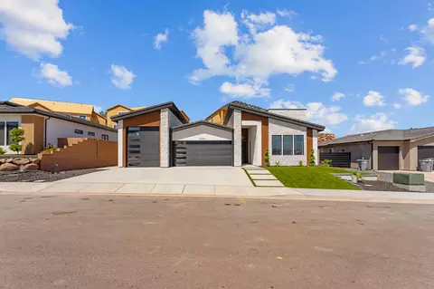 Exterior - 2885 E View Pointe Dr, Washington, UT 84780 photo 19 of 20