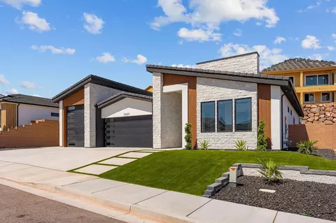 Exterior - 2885 E View Pointe Dr, Washington, UT 84780 photo 3 of 20