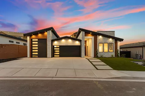 Exterior - 2885 E View Pointe Dr, Washington, UT 84780 photo 16 of 20