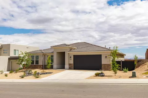 747 Mincio Dr, Saint George, UT 84770