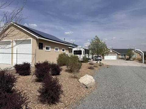 Exterior - 995 S 230 E, Panguitch, UT 84759 photo 5 of 18