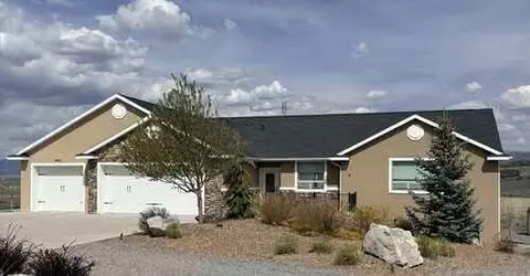 995 S 230 E, Panguitch, UT 84759