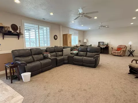 Living - 995 S 230 E, Panguitch, UT 84759 photo 6 of 7
