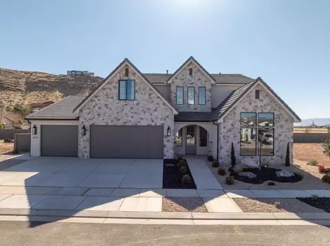 408 Old Stone, Washington, UT 84780 photo 2
