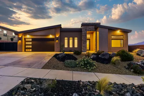 662 S 1800 W, Hurricane, UT 84737