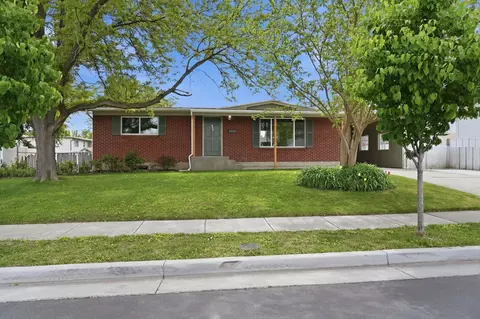 605 W 5735 S, Murray, UT 84123 photo 2