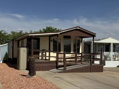 1150 W Red Hills Pkwy #66, Washington, UT 84780