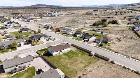 View/Area - 2192 E Saddleback View Dr, Enoch, UT 84721 photo 6 of 7