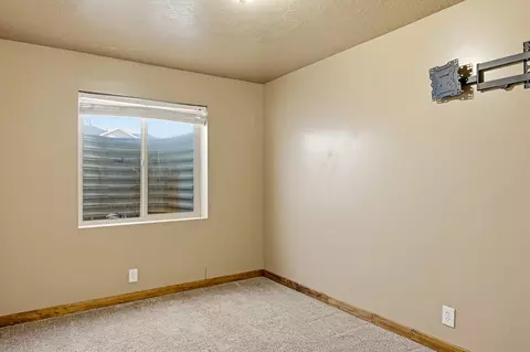 Bedroom - 2192 E Saddleback View Dr, Enoch, UT 84721 photo 7 of 10