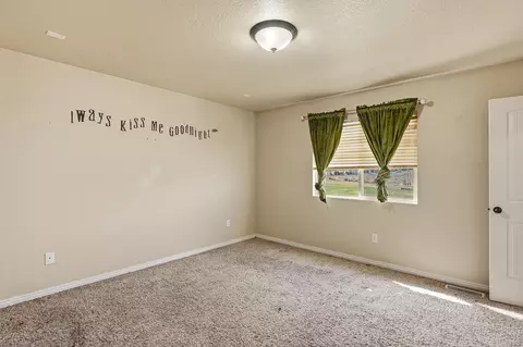 Bedroom - 2192 E Saddleback View Dr, Enoch, UT 84721 photo 1 of 10
