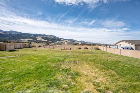 Exterior - 2192 E Saddleback View Dr, Enoch, UT 84721 photo 6 of 9