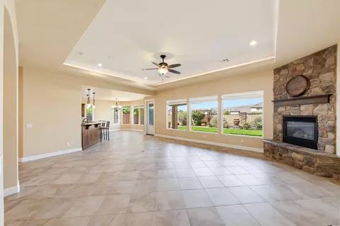 Living - 997 E 4430 S, Washington, UT 84780 photo 1 of 6