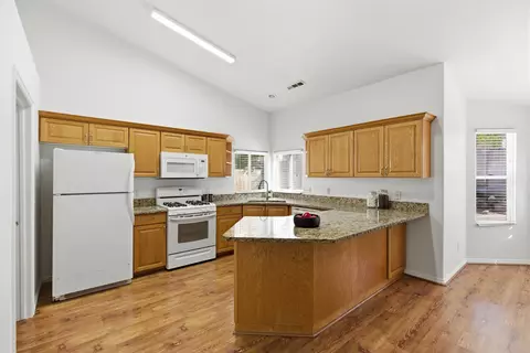 Kitchen - 180 N Eclipse Dr, Saint George, UT 84770 photo 2 of 3