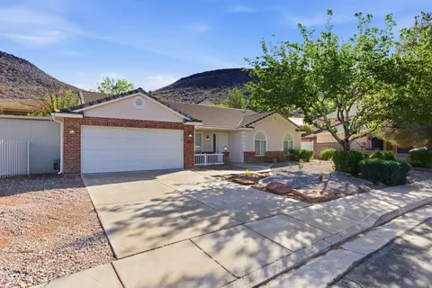 Exterior - 180 N Eclipse Dr, Saint George, UT 84770 photo 2 of 11