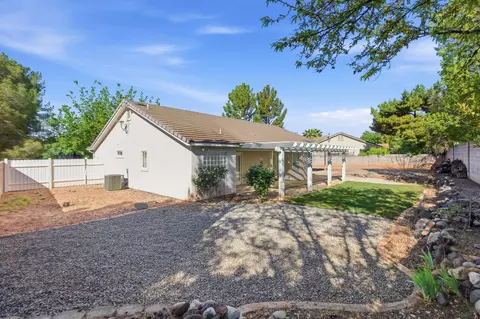 Exterior - 180 N Eclipse Dr, Saint George, UT 84770 photo 11 of 11