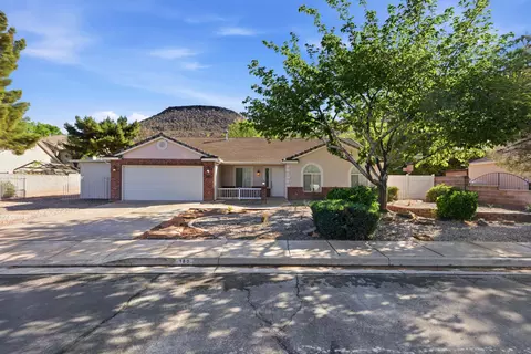 180 N Eclipse Dr, Saint George, UT 84770