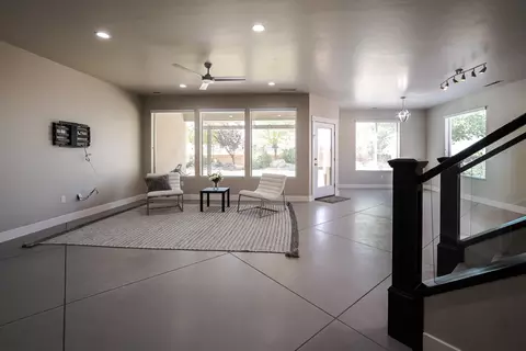 Living - 1288 E Silver Shadows Dr, Washington, UT 84780 photo 3 of 5