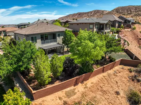 View/Area - 1288 E Silver Shadows Dr, Washington, UT 84780 photo 3 of 9