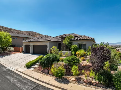 Exterior - 1288 E Silver Shadows Dr, Washington, UT 84780 photo 3 of 6