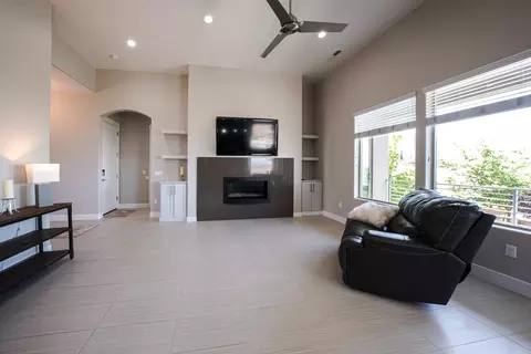 Living - 1288 E Silver Shadows Dr, Washington, UT 84780 photo 1 of 5