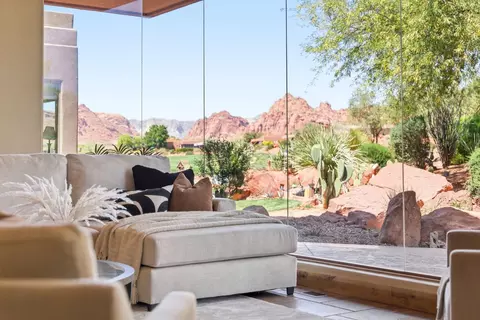 2410 W Entrada Trl UNIT 4, Saint George, UT 84770