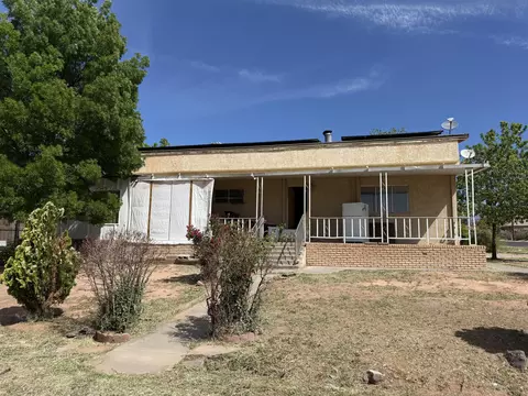 102 W 200 S, Washington, UT 84780