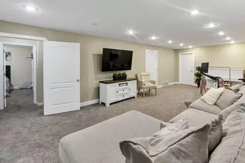 Entry Way - 75 E 100 S, Central Valley, UT 84754 photo 3 of 3