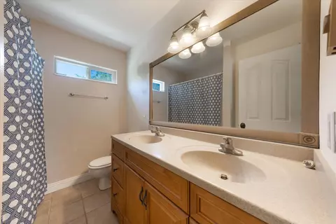Bath - 58 E Mcgregor Pl, Gunlock, UT 84733 photo 1 of 3