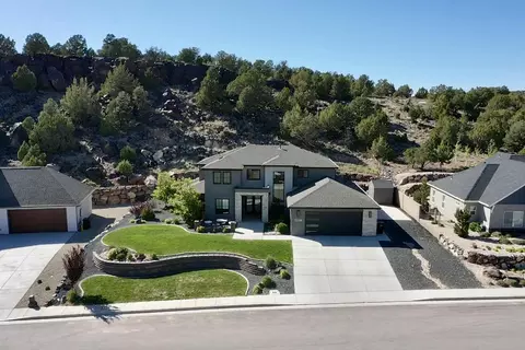 2228 S Canyon Cir, Cedar City, UT 84720