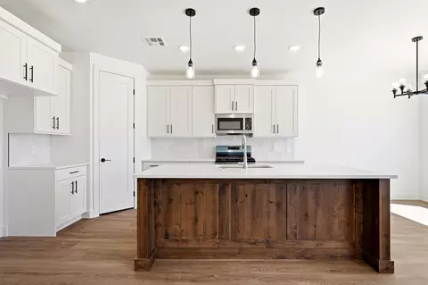 Kitchen - 4978 N 75 E, Enoch, UT 84721 photo 1 of 6