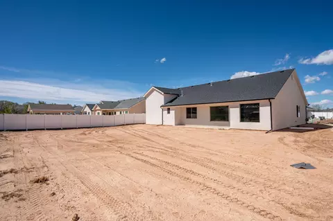 Exterior - 4978 N 75 E, Enoch, UT 84721 photo 4 of 9