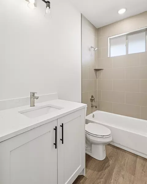 Bath - 4978 N 75 E, Enoch, UT 84721 photo 3 of 3