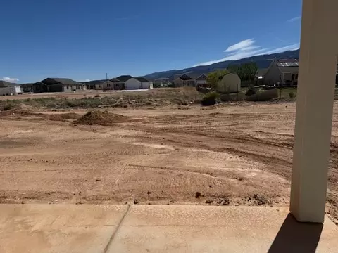 Exterior - 4984 N 75 E, Enoch, UT 84721 photo 2 of 8