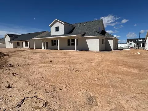 Exterior - 4984 N 75 E, Enoch, UT 84721 photo 4 of 8