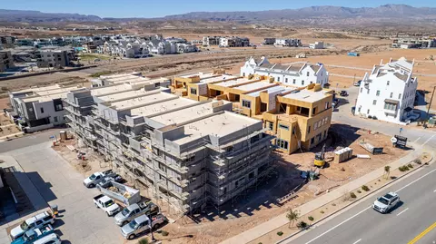 688 W High Tide Pl #132, Saint George, UT 84790