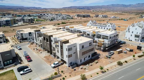 688 W High Tide Pl #132, Saint George, UT 84790