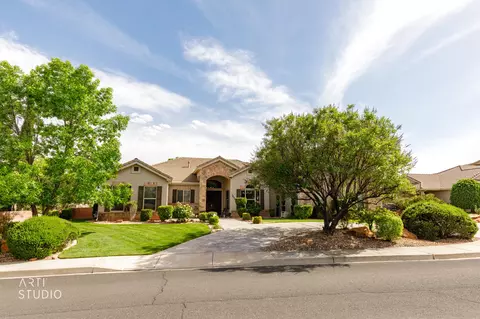 1099 W Broadstone Ct, Washington, UT 84780